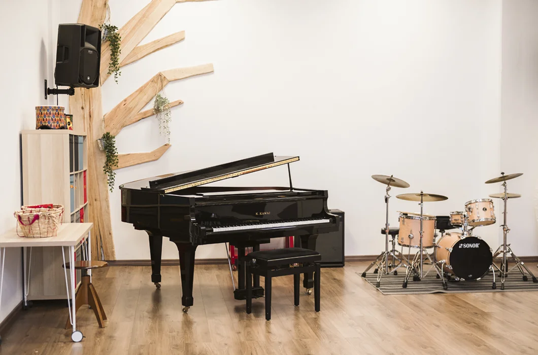 La sala corsi del Centro Mousiké a Ravenna, corsi di canto e strumento musicale per tutti i livelli